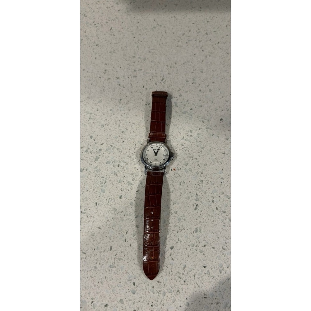 louis pion cuir veitable watch